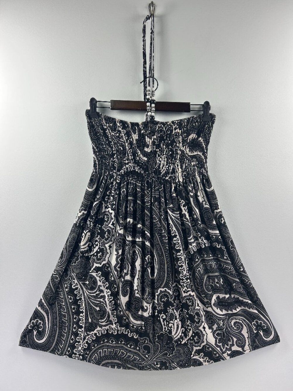 Jennifer Lauren Black & White Halter Paisley Print Smocked Mini Sundress XXL - Picture 1 of 4